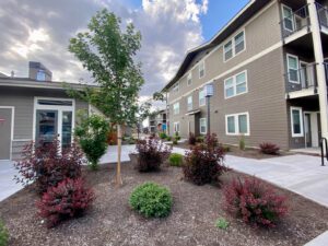 Redpoint Apartments Redmond Oregon Landscaping
